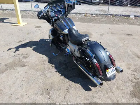 2019 Harley-Davidson FLHXSE VIN 1HD1PXL1XKB953365 фото 3