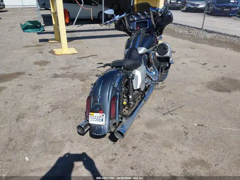 2019 Harley-Davidson FLHXSE VIN 1HD1PXL1XKB953365 фото 4