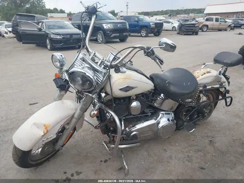2014 Harley-Davidson Flstc Heritage Softail Classic VIN 1HD1BWV16EB053461 фото 2