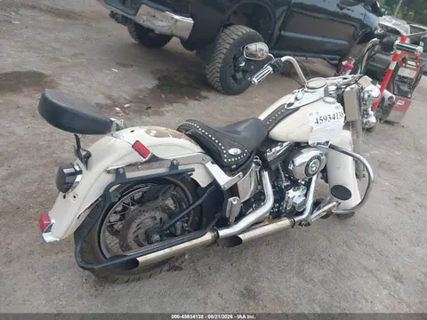 2014 Harley-Davidson Flstc Heritage Softail Classic VIN 1HD1BWV16EB053461 фото 4