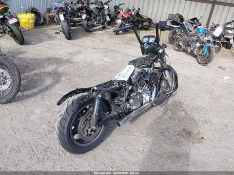2015 Harley-Davidson Fltrx Road Glide VIN 1HD1KHM18FB668236 фото 4