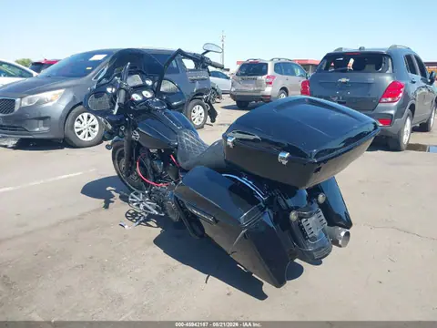 2016 Harley-Davidson Fltrx Road Glide VIN 1HD1KHM39GB645941 фото 3
