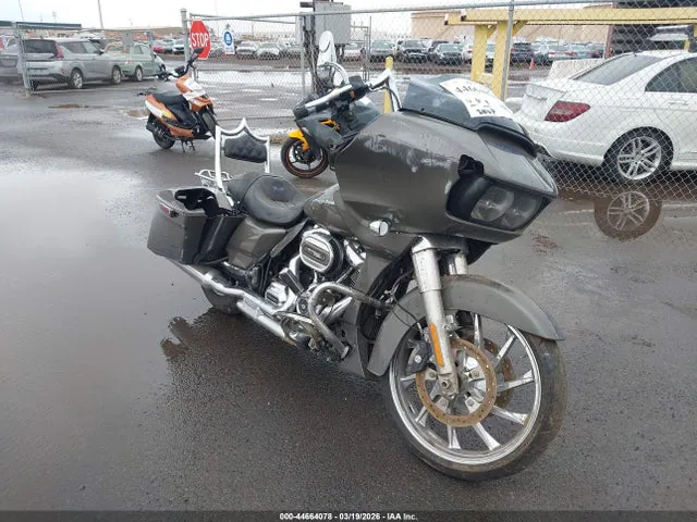 2019 Harley-Davidson FLTRX VIN 1HD1KHC1XKB617722 фото 1