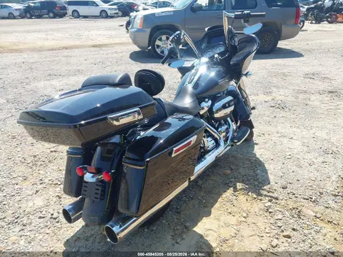 2022 Harley-Davidson FLTRX VIN 1HD1KHC15NB650017 фото 4