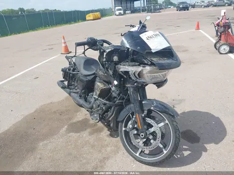 1HD1KH713RB611698 — 2024 Harley-Davidson Fltrx, Передняя часть справа (Right Front), фото до ремонта