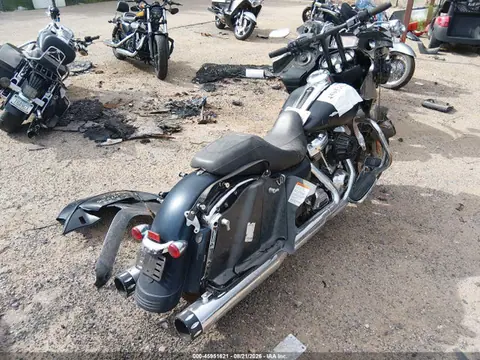 2017 Harley-Davidson Fltrxs Road Glide Special VIN 1HD1KTC38HB659450 фото 3