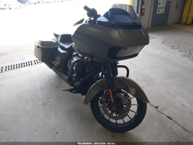 1HD1KTP10KB659796 — 2019 Harley-Davidson Fltrxs, Передняя часть (Front End), фото до ремонта