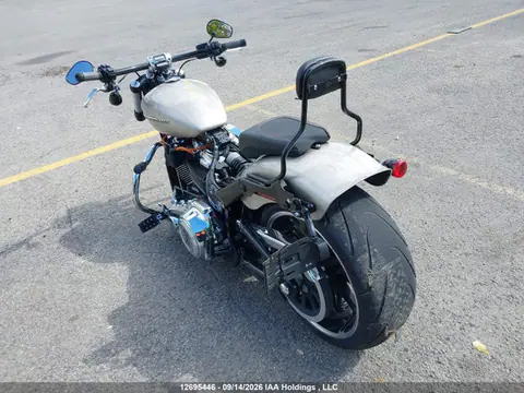 2018 Harley-Davidson Fxbr Breakout VIN 1HD1YEJ13JC031260 фото 3