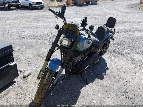 2024 Harley-Davidson FXLRS VIN 1HD1YWZ1XRB025029 фото 2