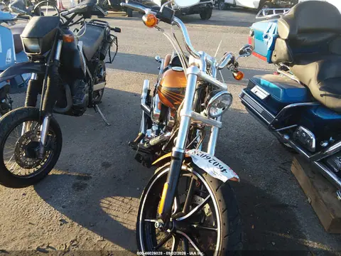 1HD1BFV1XEB049977 — 2014 Harley-Davidson Fxsb Breakout, Правый бок (Right Side), фото до ремонта