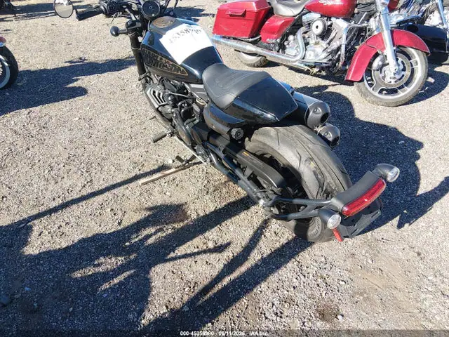 1HD1ZC414PB302578 — 2023 Harley-Davidson RH1250 S, фото 3 с аукциона IAAI 30.09.2026, Правый бок