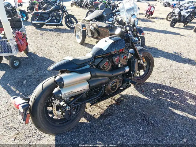 1HD1ZC414PB302578 — 2023 Harley-Davidson RH1250 S, фото 4 с аукциона IAAI 30.09.2026, Правый бок