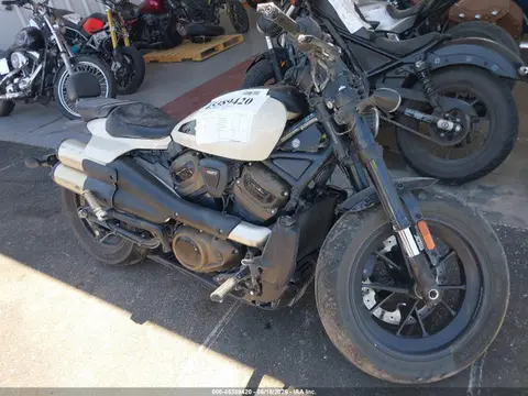 1HD1ZC411PB316213 — 2023 Harley-Davidson RH1250 S, Левый бок (Left Side), фото до ремонта