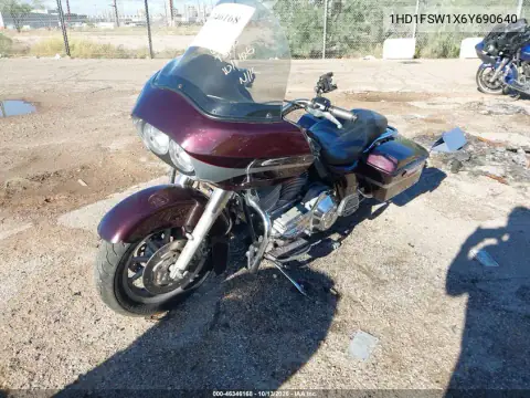 1HD1FSW1X6Y690640 — 2006 Harley-Davidson Road Glide, фото 2 с аукциона IAAI, Повреждения со всех сторон