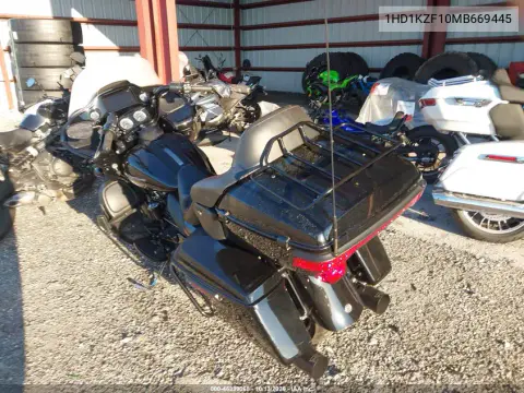 2021 Harley-Davidson Fltrk VIN 1HD1KZF10MB669445 фото 3
