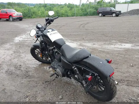 2015 Harley-Davidson Xl883 Iron 883 VIN 1HD4LE212FC430226 фото 3