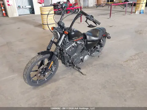 2016 Harley-Davidson Xl883 Iron 883 VIN 5HD4LE2A8GC400853 фото 2