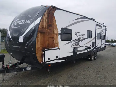 2017 Heartland Torque Extreme Light VIN 5SFCB3420HE322539 фото 2