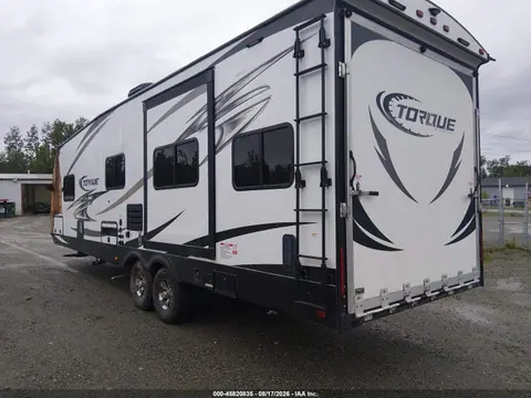 2017 Heartland Torque Extreme Light VIN 5SFCB3420HE322539 фото 3