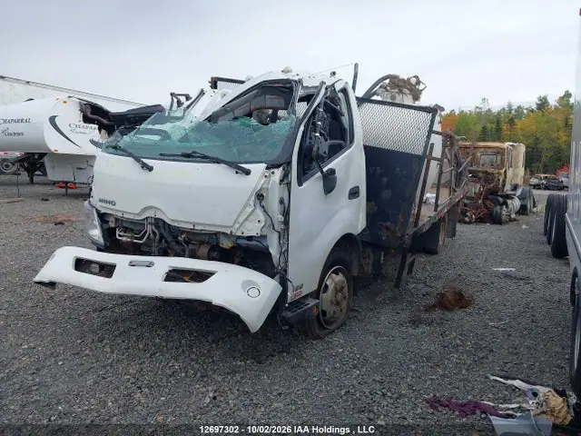 2020 Hino 195 VIN JHHSDM2H7LK012952 фото 2