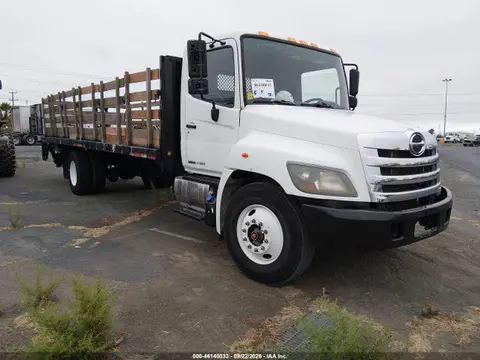 5PVNJ8JV4H4S64581 — 2017 Hino 258/268, Естественный износ (Normal Wear & Tear), фото до ремонта