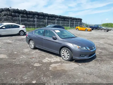 1HGCR3F84FA033122 — 2015 Honda Accord EX-L V-6, Задняя часть справа (Right Rear), фото до ремонта