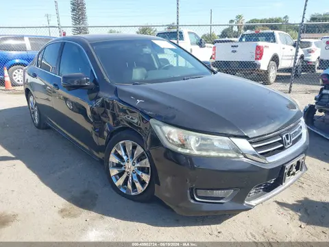 1HGCR3F80FA016401 — 2015 Honda Accord EX-L V-6, Передняя часть справа (Right Front), фото до ремонта