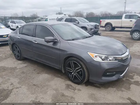 1HGCR3F88HA008677 — 2017 Honda Accord EX-L V6, Задняя часть (Rear), фото до ремонта