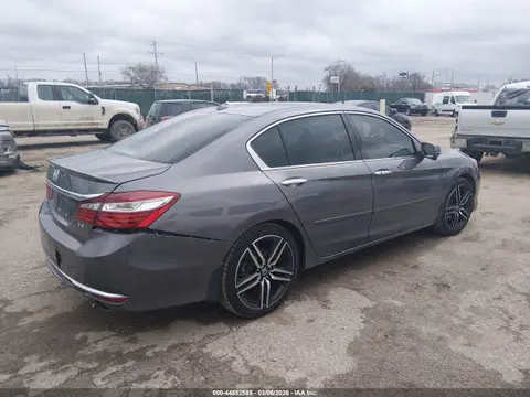 2017 Honda Accord Ex-l V6 VIN 1HGCR3F88HA008677 фото 4