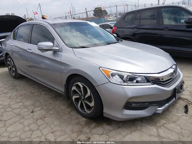 1HGCR3F8XHA041745 — 2017 Honda Accord EX-L V6, Передняя часть слева (Left Front), фото до ремонта
