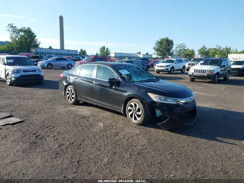 1HGCR2F83GA037111 — 2016 Honda Accord EX-L, Передняя часть (Front End), фото до ремонта