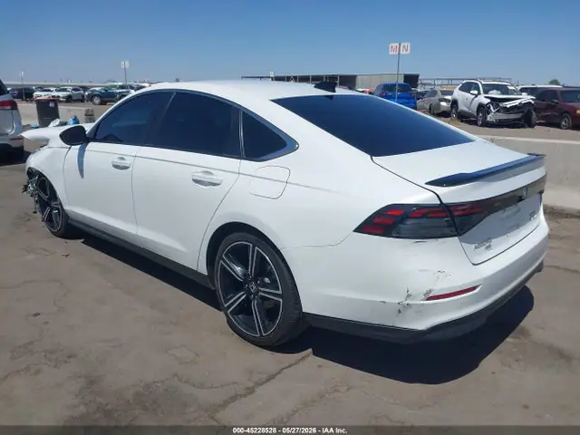 1HGCY2F5XPA064945 — 2023 Honda Accord Hybrid Sport, фото 3 с аукциона IAAI 29.09.2026, Передняя часть
