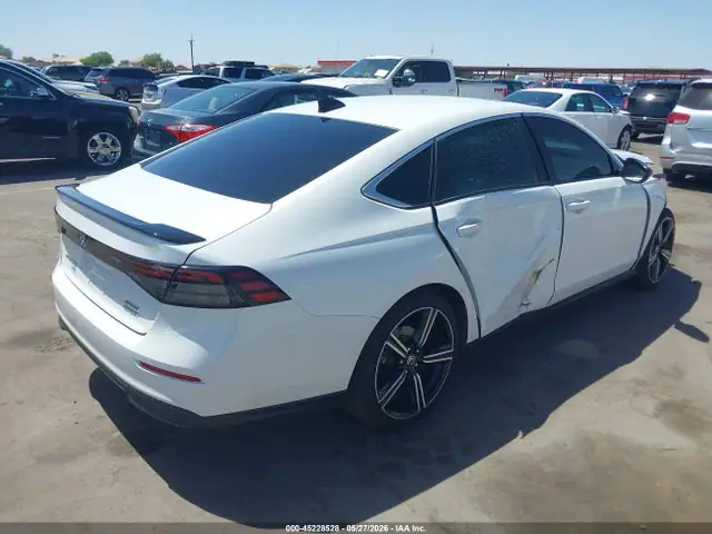 1HGCY2F5XPA064945 — 2023 Honda Accord Hybrid Sport, фото 4 с аукциона IAAI 29.09.2026, Передняя часть