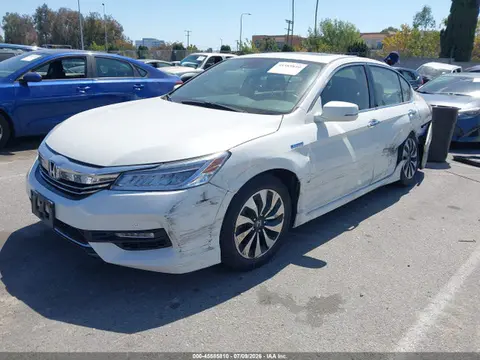 2017 Honda Accord Hybrid Touring VIN JHMCR6F74HC023204 фото 2