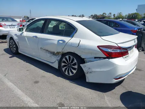 2017 Honda Accord Hybrid Touring VIN JHMCR6F74HC023204 фото 3