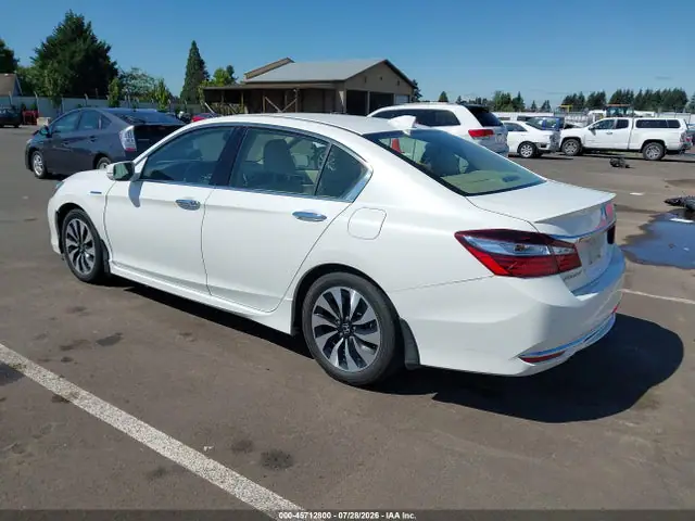 JHMCR6F75HC020506 — 2017 Honda Accord Hybrid Touring, фото 3 с аукциона IAAI 29.09.2026, Передняя часть справа