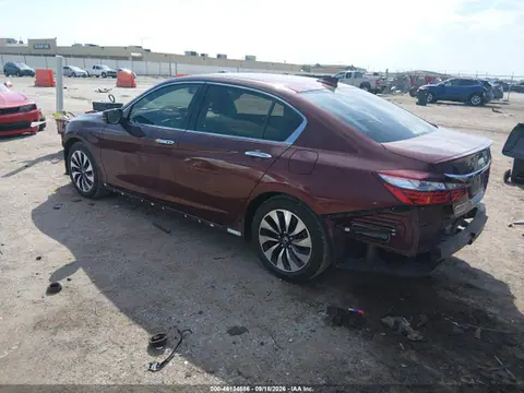 2017 Honda Accord Hybrid Touring VIN JHMCR6F73HC004966 фото 3