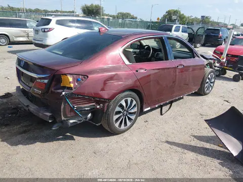 2017 Honda Accord Hybrid Touring VIN JHMCR6F73HC004966 фото 4