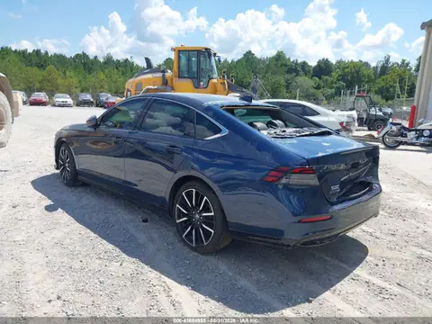2024 Honda Accord Hybrid Touring VIN 1HGCY2F84RA003801 фото 3