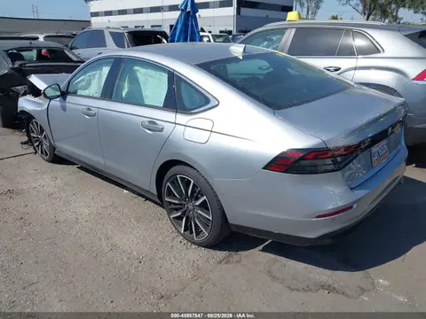 2024 Honda Accord Hybrid Touring VIN 1HGCY2F83RA057431 фото 3