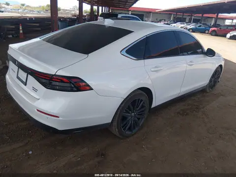 2024 Honda Accord Hybrid Touring VIN 1HGCY2F89RA012848 фото 4