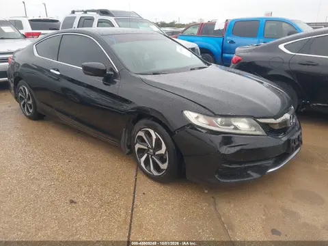 1HGCT1B33HA009655 — 2017 Honda Accord LX-S, Естественный износ (Normal Wear & Tear), фото до ремонта