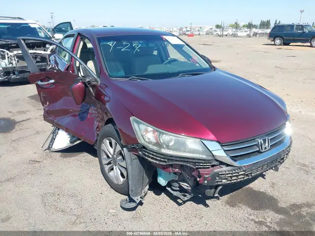 1HGCR2F32FA051147 — 2015 Honda Accord LX, Передняя часть слева (Left Front), фото до ремонта