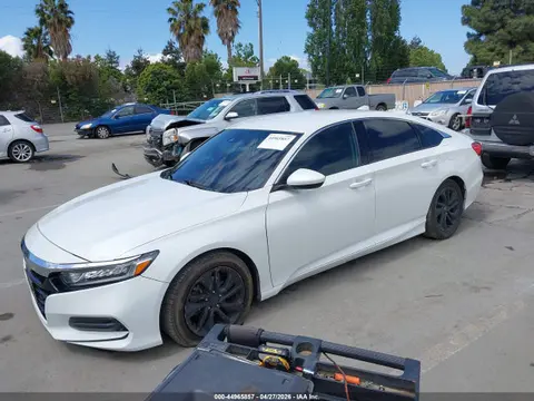 2018 Honda ACCORD LX VIN 1HGCV1F19JA087947 фото 2