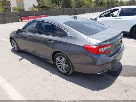 2018 Honda ACCORD LX VIN 1HGCV1F17JA047964 фото 3
