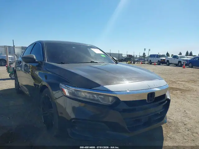 1HGCV1F17JA022661 — 2018 Honda Accord LX, Strip, фото до ремонта