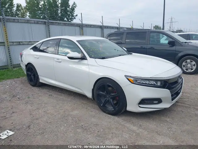 1HGCV2F31JA800699 — 2018 Honda Accord Sedan, Задняя часть (Rear), фото до ремонта
