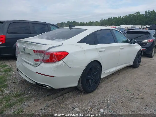 1HGCV2F31JA800699 — 2018 Honda Accord Sedan, фото 4 с аукциона IAAI 14.10.2026, Задняя часть