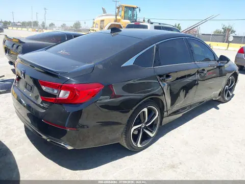 2018 Honda Accord Sport 2.0t VIN 1HGCV2F39JA029151 фото 4