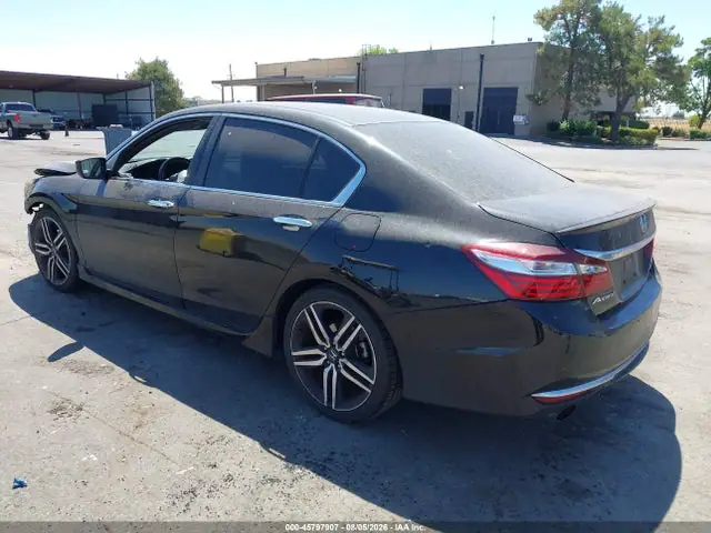 1HGCR2F10HA207865 — 2017 Honda Accord Sport SE, фото 3 с аукциона IAAI 14.10.2026, Передняя часть